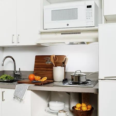 Intown Suites Extended Stay Chicago Il - Elk Grove O\'Hare
